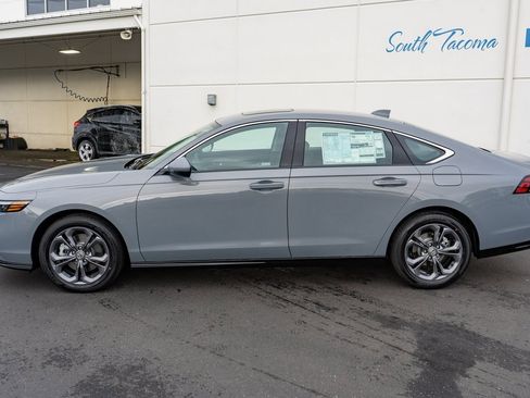 New 2025 Honda Accord EX-L image 9