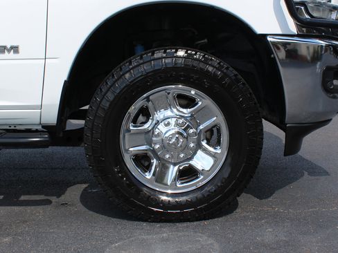 Used 2022 RAM 2500 Tradesman image 36
