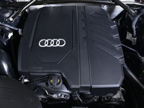 Used 2025 Audi Q5 2.0T Premium image 22