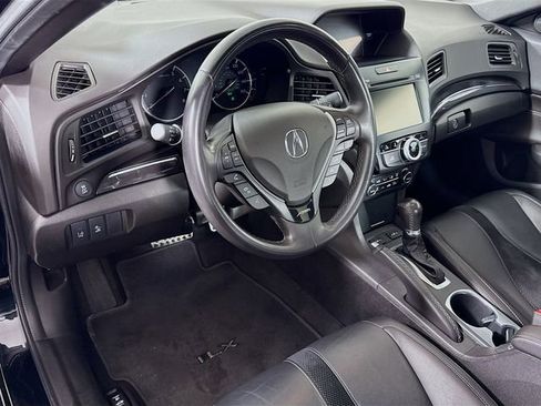 Used 2019 Acura ILX image 9