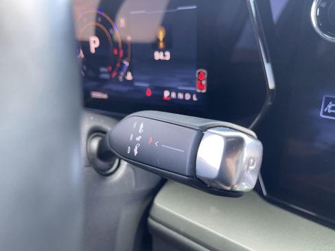 Used 2024 Chevrolet Traverse LT w/ Midnight/Sport Edition FWD image 16