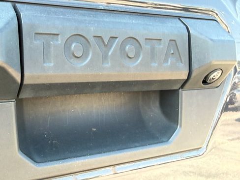 Used 2024 Toyota Tacoma SR5 AWD/4WD image 35