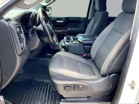 Used 2020 Chevrolet Silverado 1500 LT w/ Texas Edition AWD/4WD image 8