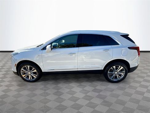 Used 2024 Cadillac XT5 Premium Luxury image 5