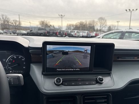 Used 2023 Ford Maverick Lariat w/ Lariat Luxury Package image 26