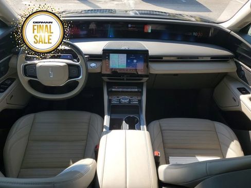 Certified 2024 Lincoln Nautilus Reserve w/ Equipment Group 202A image 15