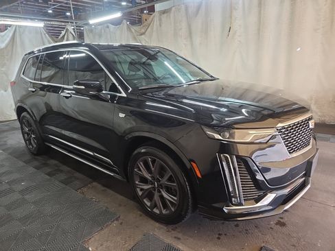Used 2020 Cadillac XT6 Premium Luxury image 4