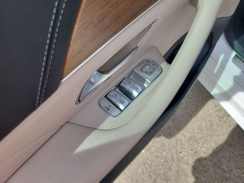 Used 2023 Mercedes-Benz GLE 350 image 13