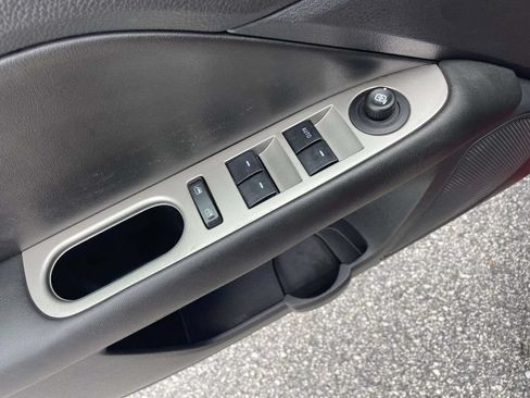 Used 2010 Ford Fusion SEL FWD image 18
