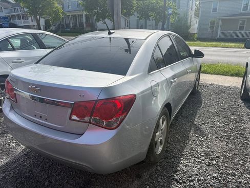 Used 2011 Chevrolet Cruze LT FWD image 4
