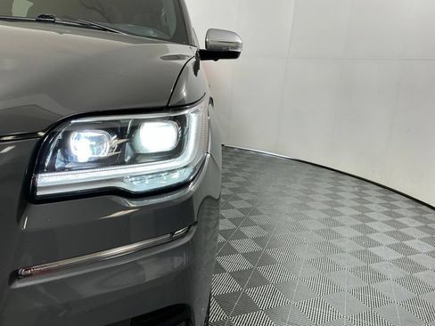 Used 2024 Lincoln Navigator L Black Label AWD/4WD image 8