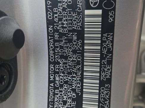 Used 2020 Toyota Corolla LE image 30