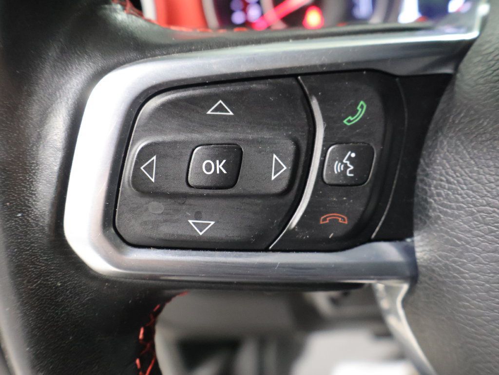 Used 2022 Jeep Gladiator Rubicon w/ LED Lighting Group AWD/4WD image 30