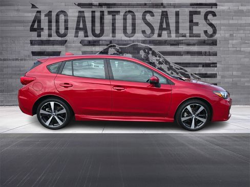 Used 2017 Subaru Impreza 2.0i Sport w/ Popular Package #4 AWD/4WD image 2
