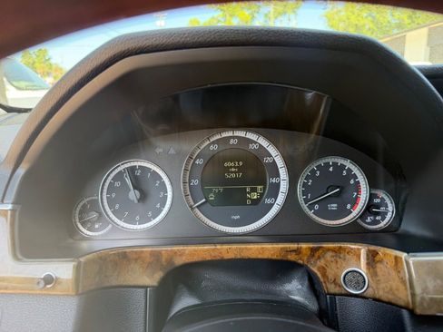 Used 2011 Mercedes-Benz E 350 Sedan image 15