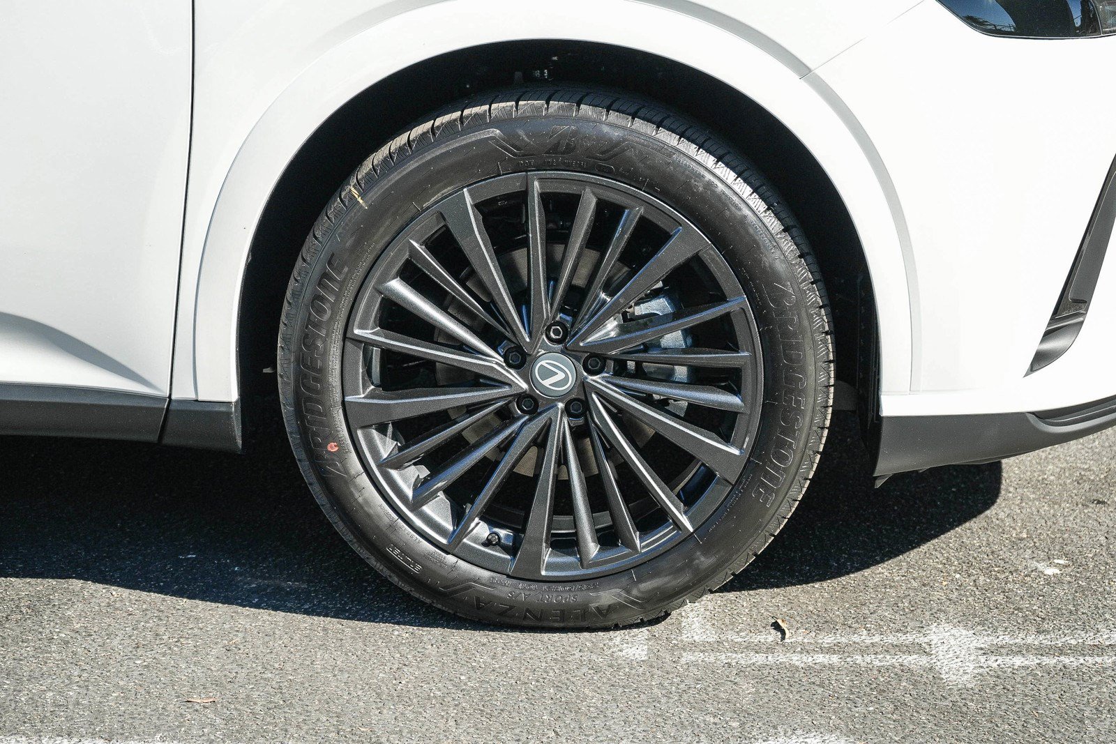 New 2026 Lexus RX 350h AWD/4WD image 10