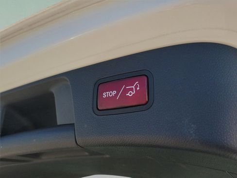 Certified 2018 Mercedes-Benz GLA 250 image 7