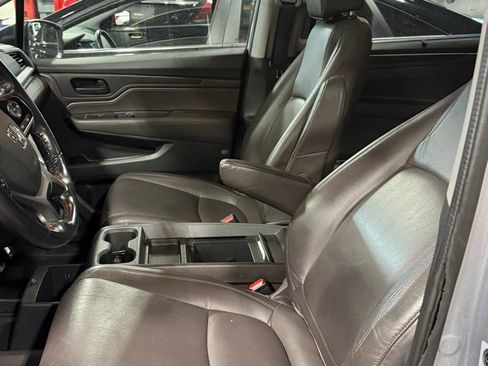 Used 2018 Honda Odyssey EX-L image 13