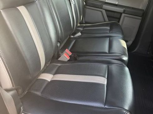 Used 2019 Ford F150 XLT w/ Equipment Group 302A Luxury AWD/4WD image 7