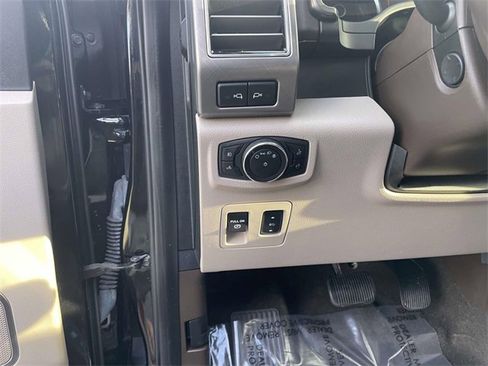 Certified 2020 Ford F150 Limited image 15