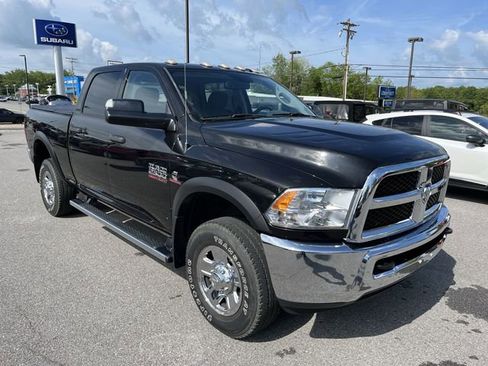 Used 2017 RAM 2500 Tradesman w/ Chrome Appearance Group AWD/4WD image 10