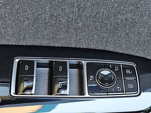 Certified 2025 Cadillac Escalade Sport Platinum AWD/4WD image 27
