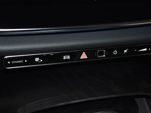 New 2026 Mercedes-Benz E 350 4MATIC Sedan image 12