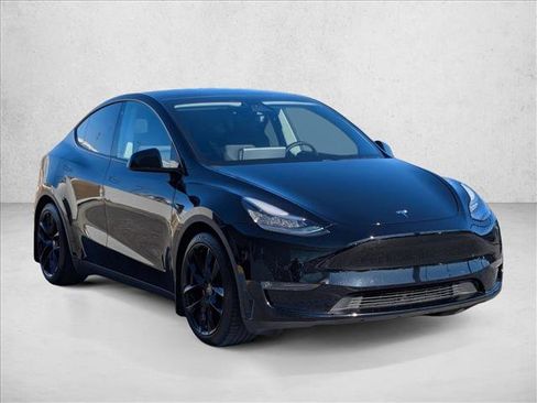 Used 2020 Tesla Model Y Performance image 3