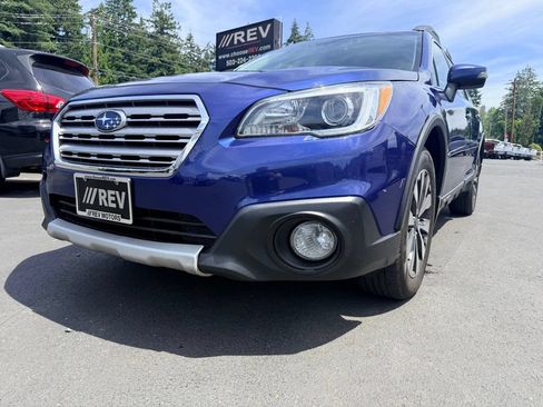 Used 2015 Subaru Outback 3.6R Limited AWD/4WD image 10