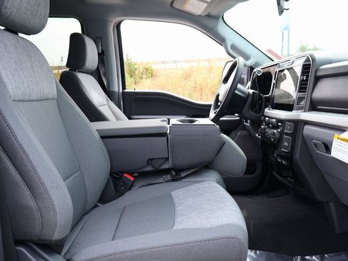 New 2026 Ford F250 XLT w/ XLT Premium Package image 9
