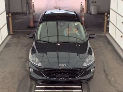 Used 2022 Ford Escape SEL w/ SEL Stealth AWD Package image 2