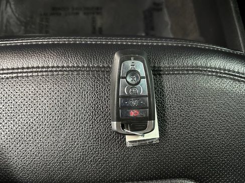 Used 2021 Ford Expedition Limited AWD/4WD image 43
