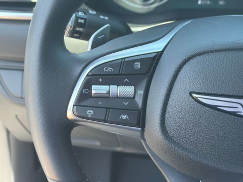 Used 2026 Genesis G70 2.5T RWD image 27