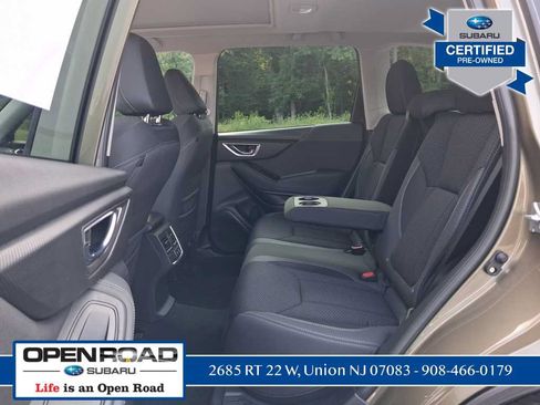 Certified 2023 Subaru Forester Premium AWD/4WD image 23
