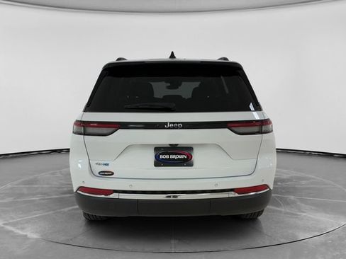 Used 2024 Jeep Grand Cherokee Limited 4xe AWD/4WD image 4
