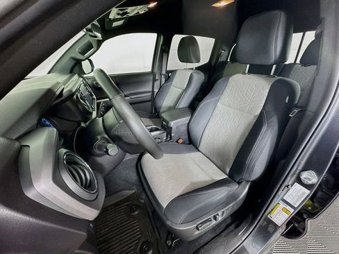 Used 2023 Toyota Tacoma TRD Off-Road image 20