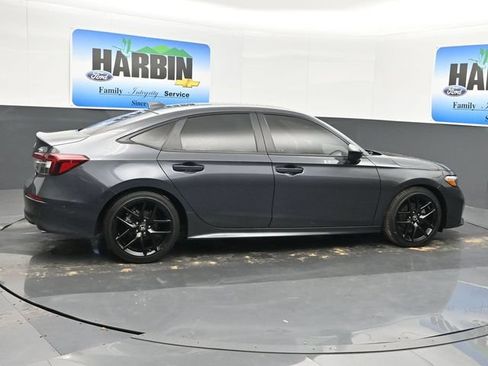 Used 2025 Honda Civic Sport image 6