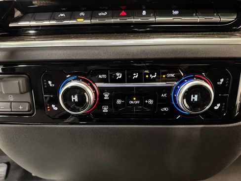 New 2026 GMC Sierra 1500 Elevation AWD/4WD image 13