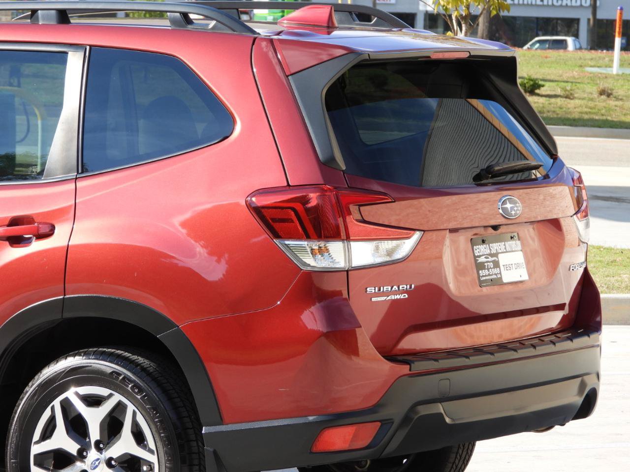 Used 2023 Subaru Forester Premium AWD/4WD image 21