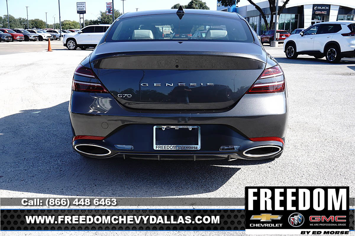 Used 2025 Genesis G70 2.5T RWD image 39
