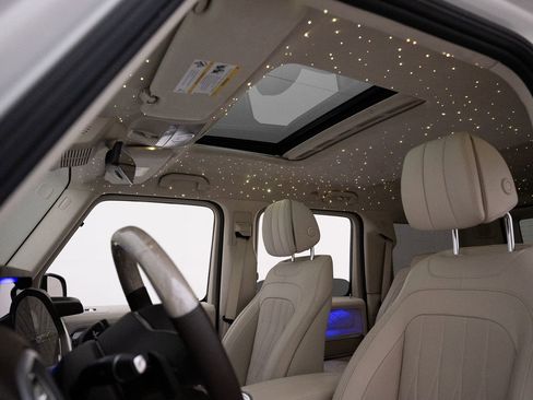 Used 2021 Mercedes-Benz G 550 image 18