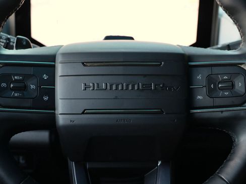 Used 2024 GMC Hummer EV 2X w/ Extreme Off-Road Package image 14