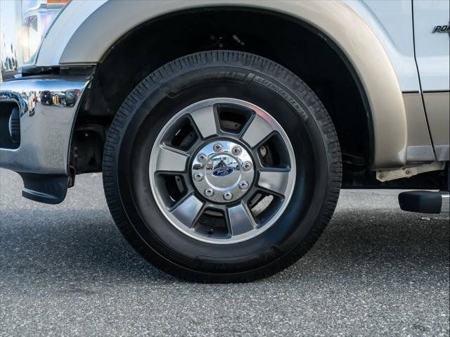 Used 2011 Ford F250 Lariat w/ Lariat Interior Pkg RWD image 13