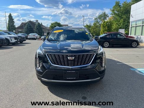 Used 2023 Cadillac XT4 Premium Luxury AWD/4WD image 2