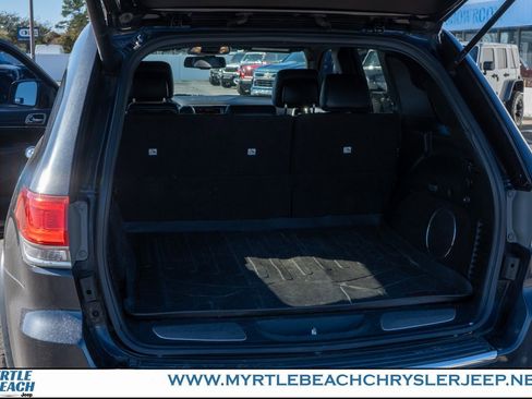 Used 2014 Jeep Grand Cherokee Limited w/ Trailer Tow Group IV image 30