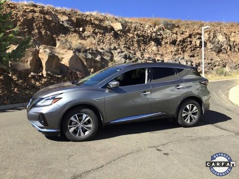 Used 2021 Nissan Murano SV image 2