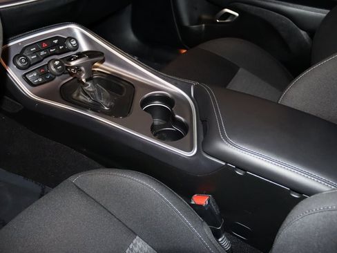 Used 2020 Dodge Challenger R/T Scat Pack w/ Driver Convenience Group image 43