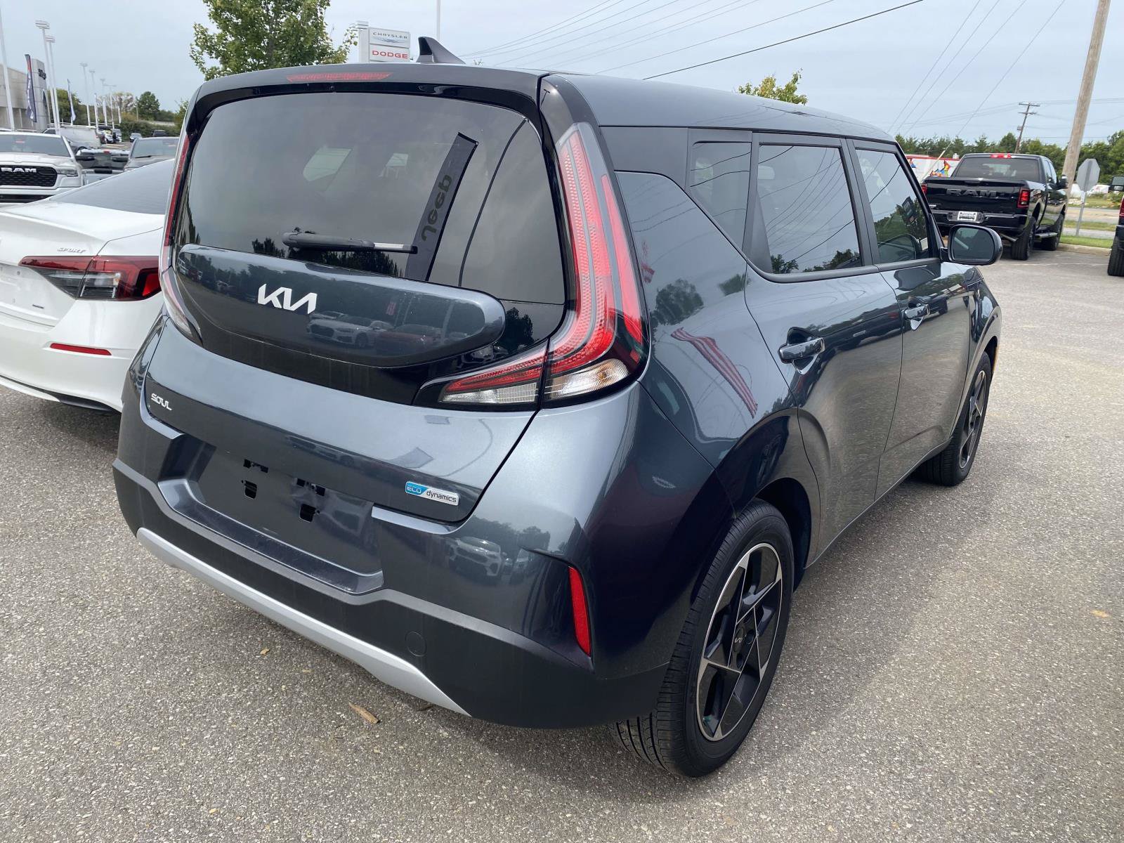Used 2025 Kia Soul EX FWD image 8