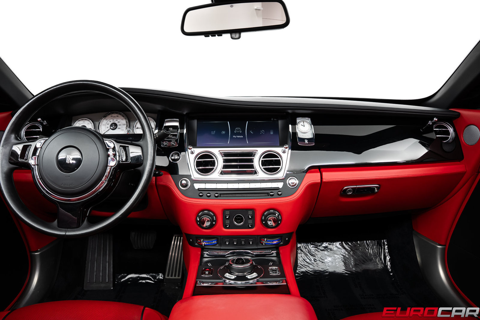Used 2018 Rolls-Royce Dawn RWD image 28
