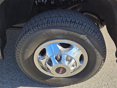 Used 2022 GMC Sierra 3500 SLE w/ SLE Value Package image 9